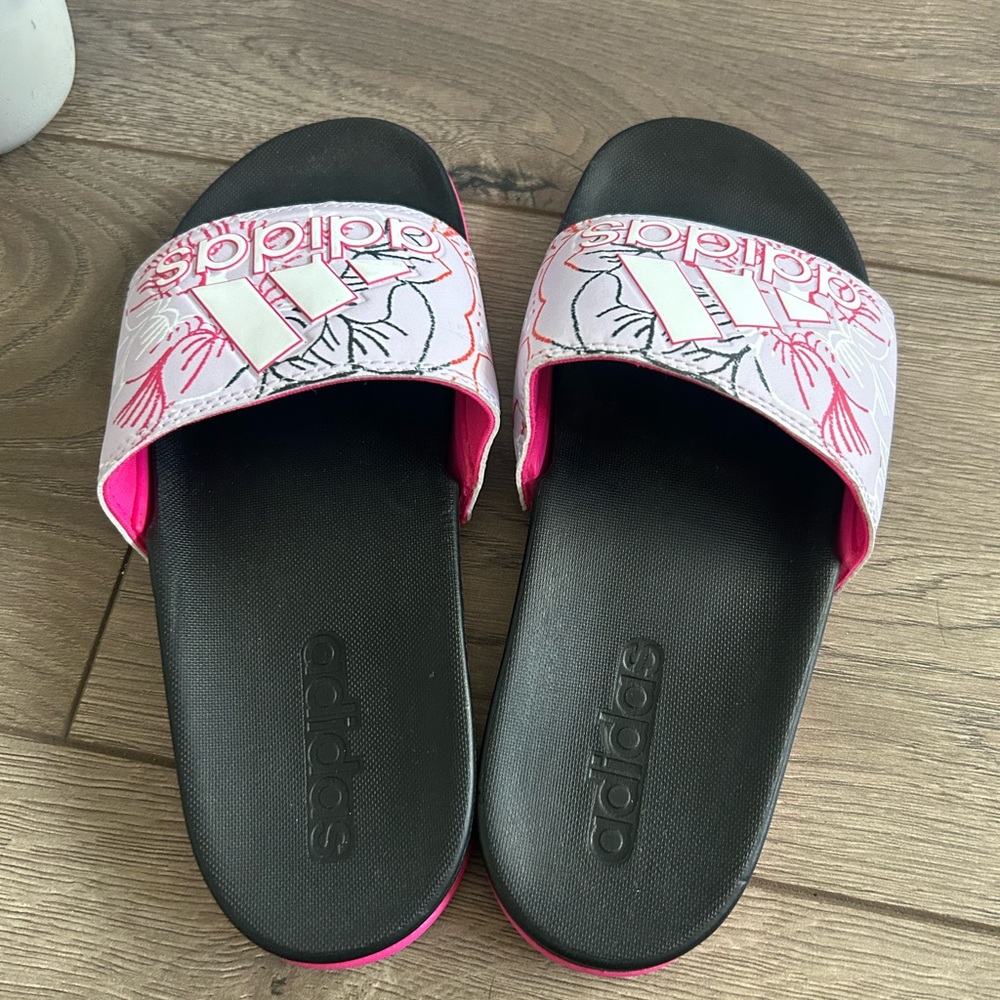 ADIDAS Women / Girls Slides Sandals Size 5 - Picture 3 of 5